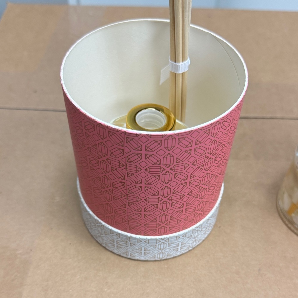 Sleep Reed Diffuser - Pink and Gold - Picture 3 of 3